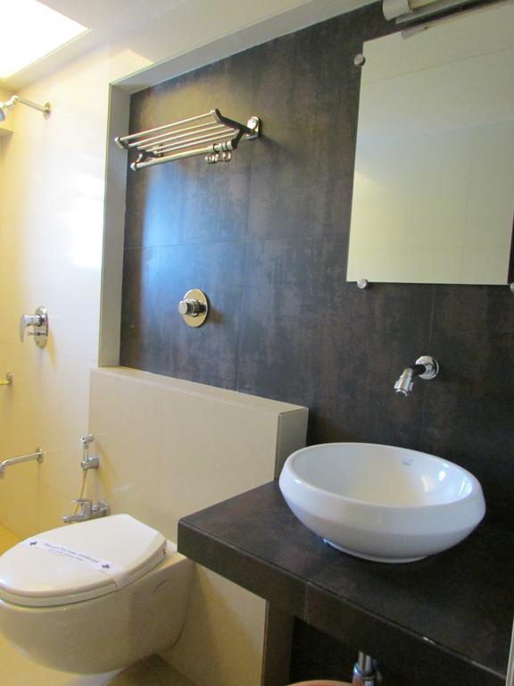 Hotel Mourya Residency Thane Dış mekan fotoğraf
