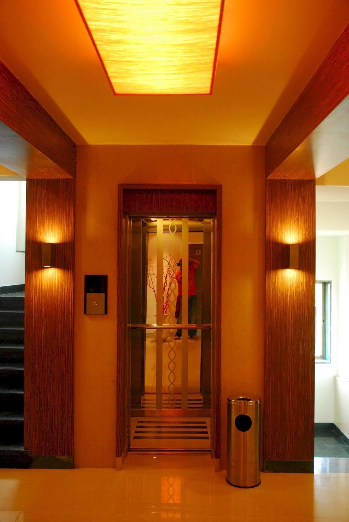 Hotel Mourya Residency Thane Dış mekan fotoğraf